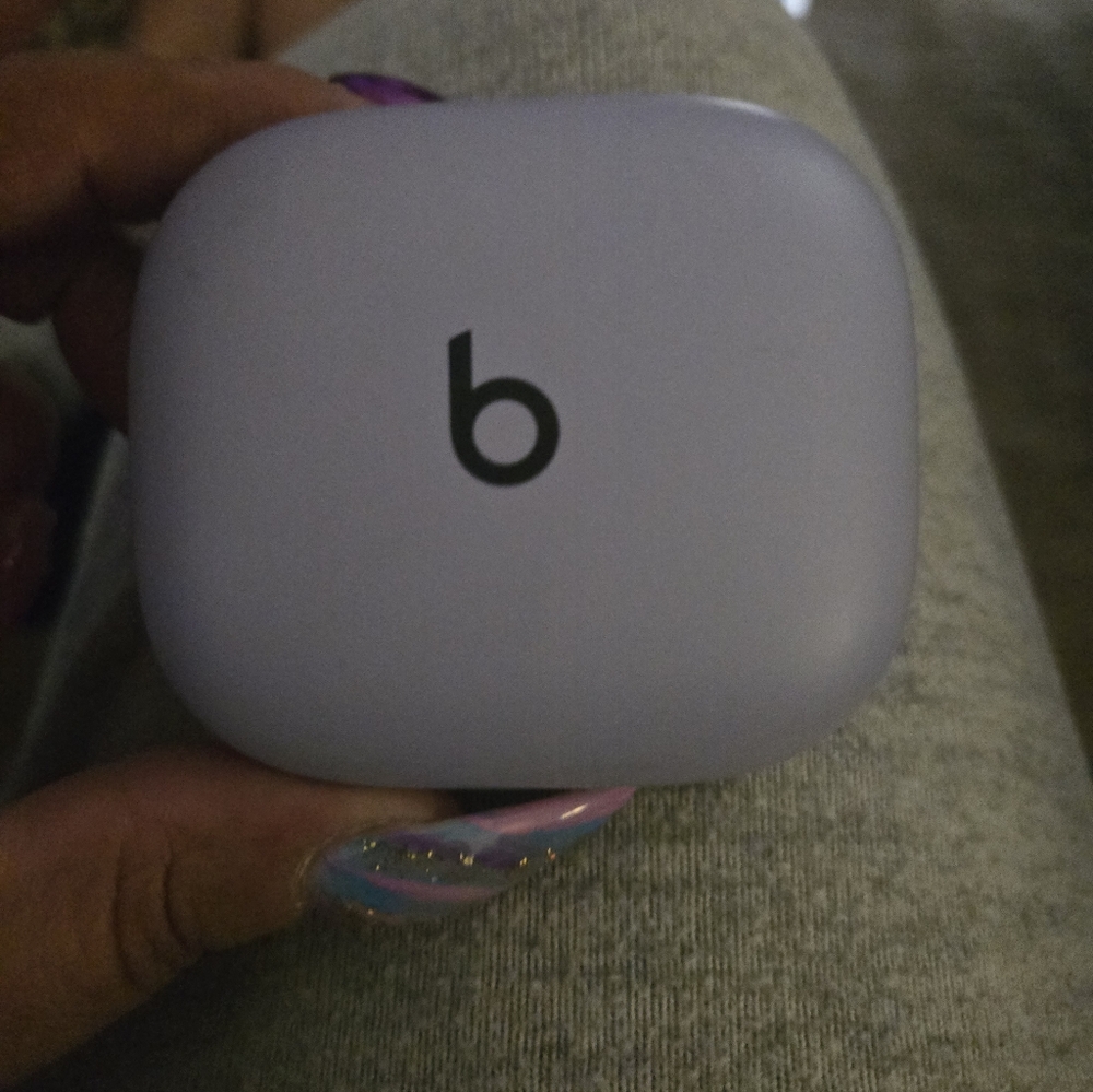 Powerbeats Pro 2 Light Purple.